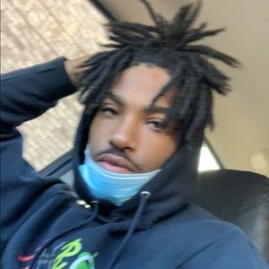 Meet your Posher, Aaron